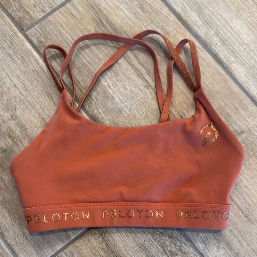 Peloton Sports Bra with Criss-Cross Straps energy Lululemon XS